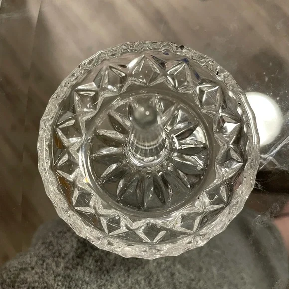 Ring holder - Picture 2 of 2